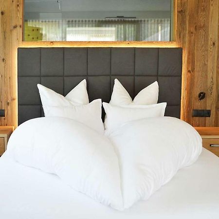 Hotel Trenker Брайес  Экстерьер фото