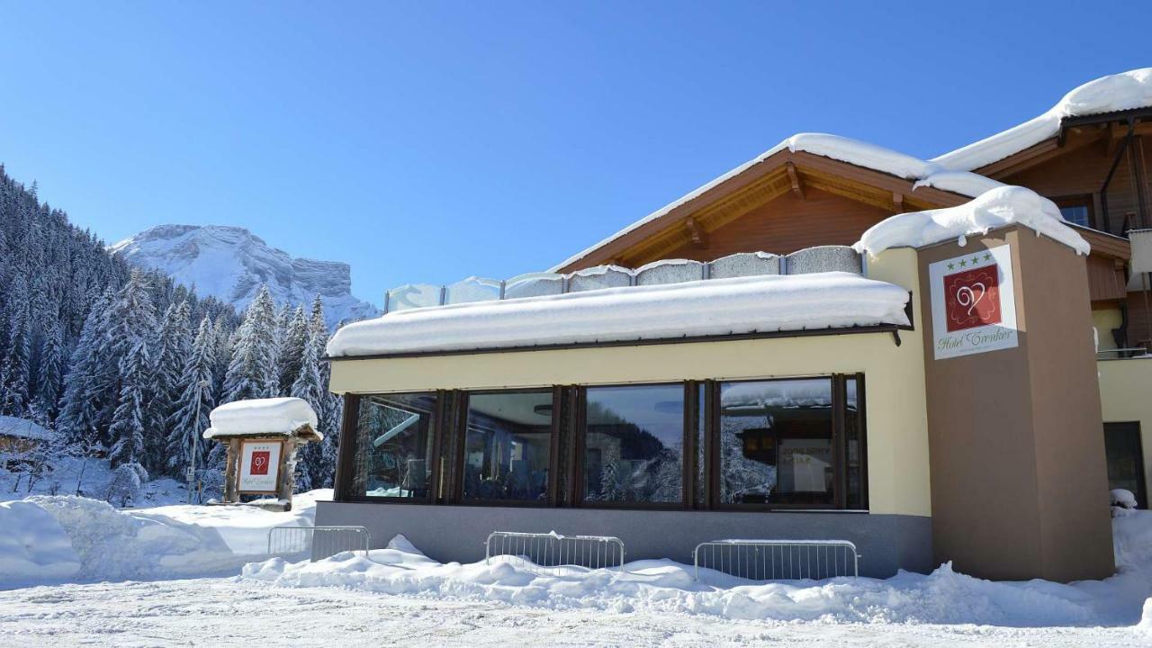 Hotel Trenker Брайес  Экстерьер фото