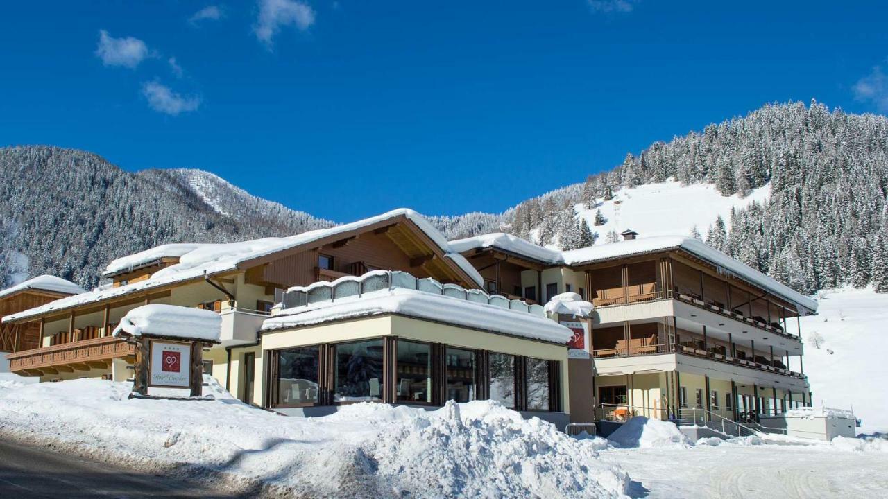 Hotel Trenker Брайес  Экстерьер фото