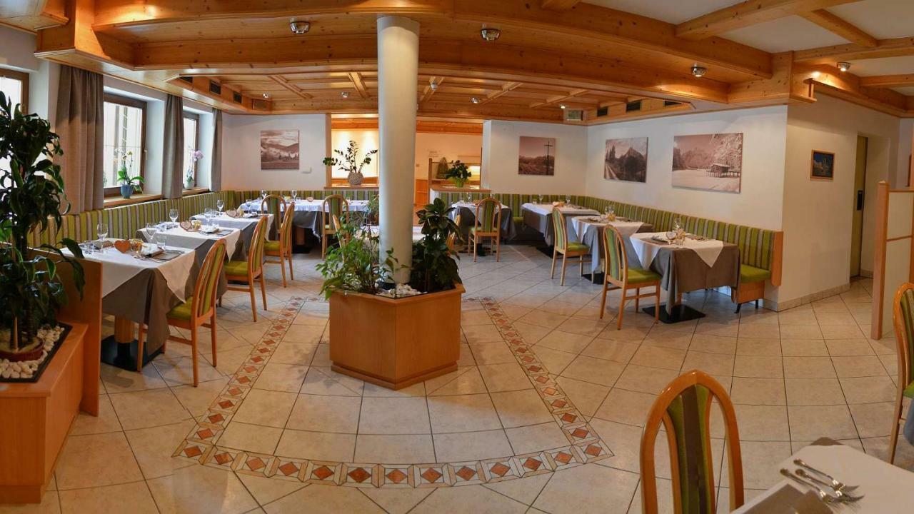 Hotel Trenker Брайес  Экстерьер фото